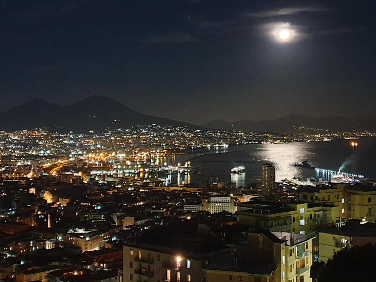 Terrazza Manu - Loft Suspended Over The City-Vomero Napoli Eksteriør bilde