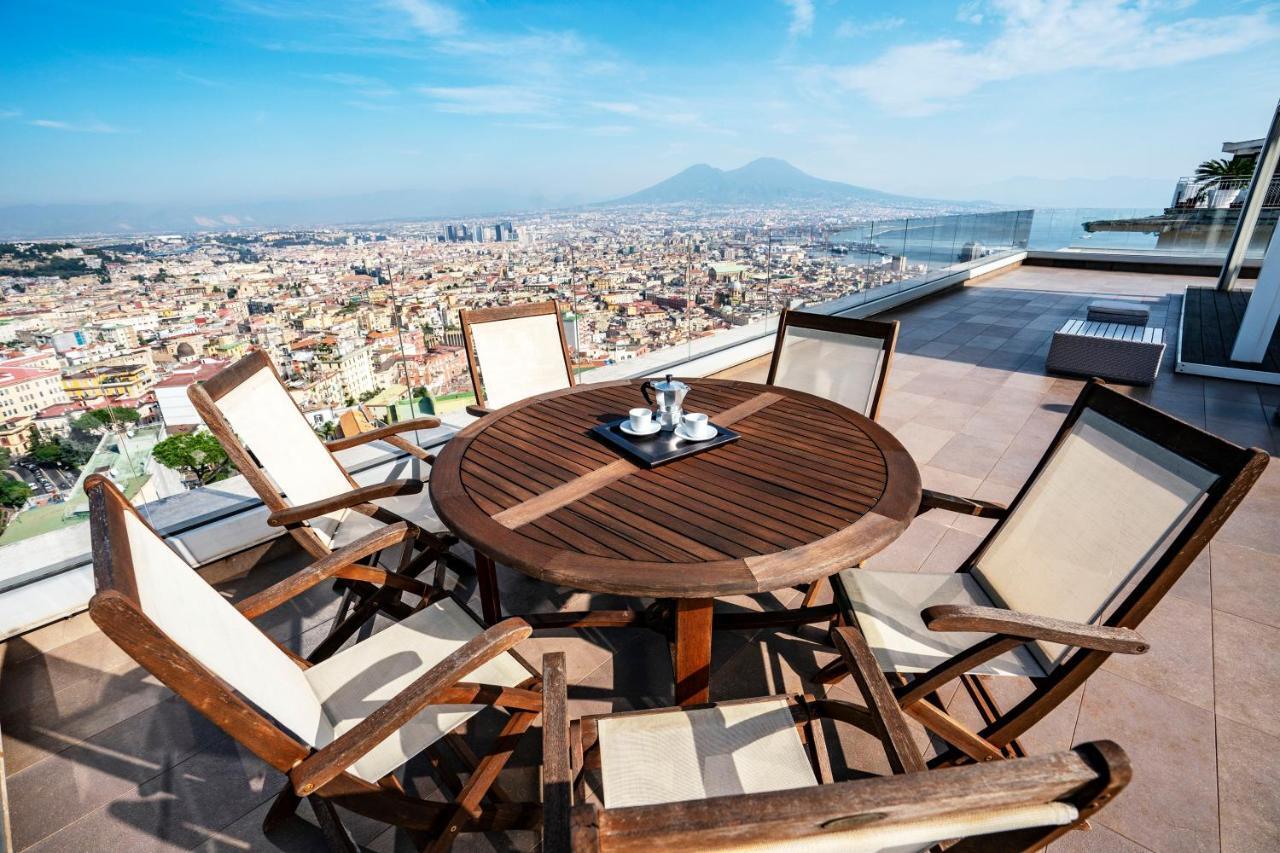 Terrazza Manu - Loft Suspended Over The City-Vomero Napoli Eksteriør bilde